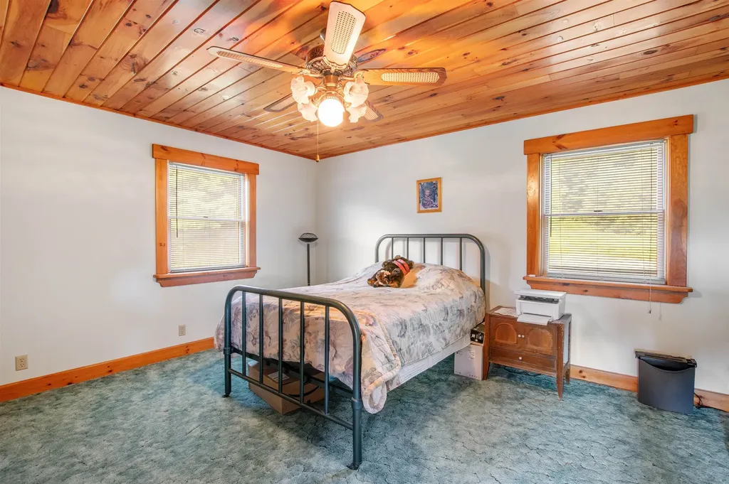 832 West Hill Road St. Johnsbury VT 05819