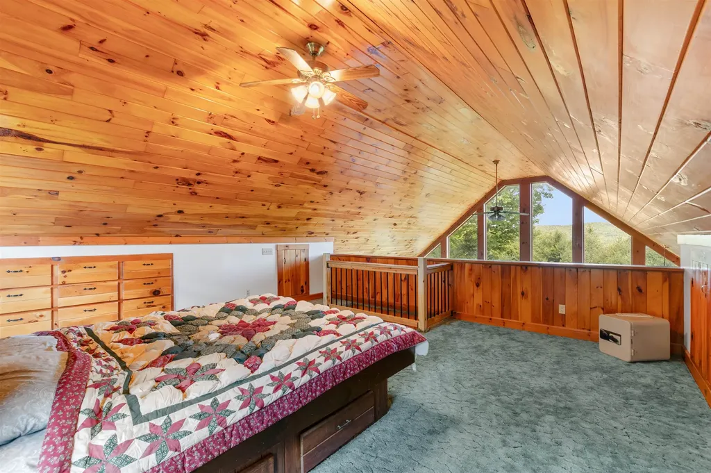 832 West Hill Road St. Johnsbury VT 05819