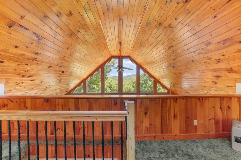 832 West Hill Road St. Johnsbury VT 05819