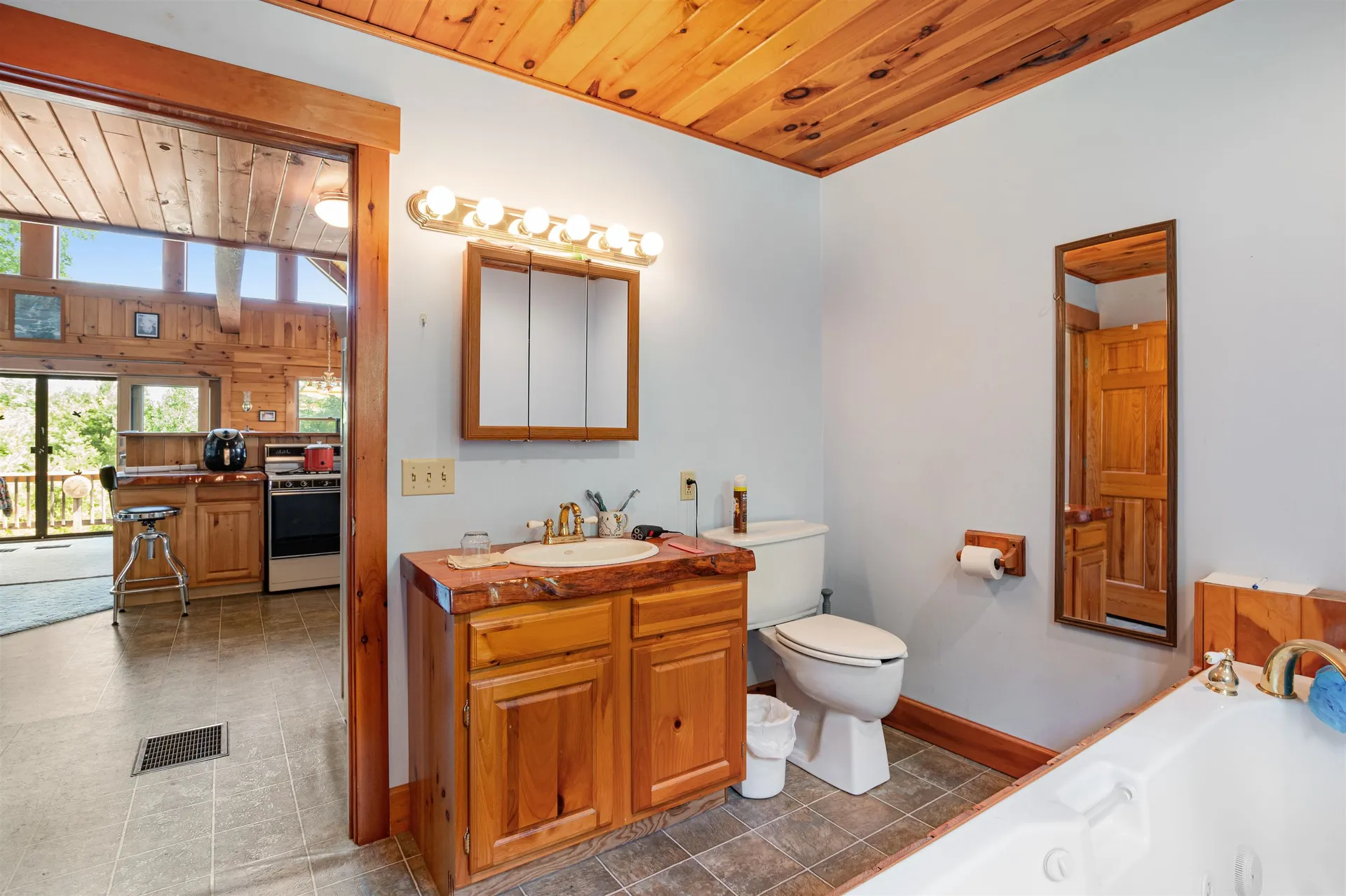 832 West Hill Road St. Johnsbury VT 05819