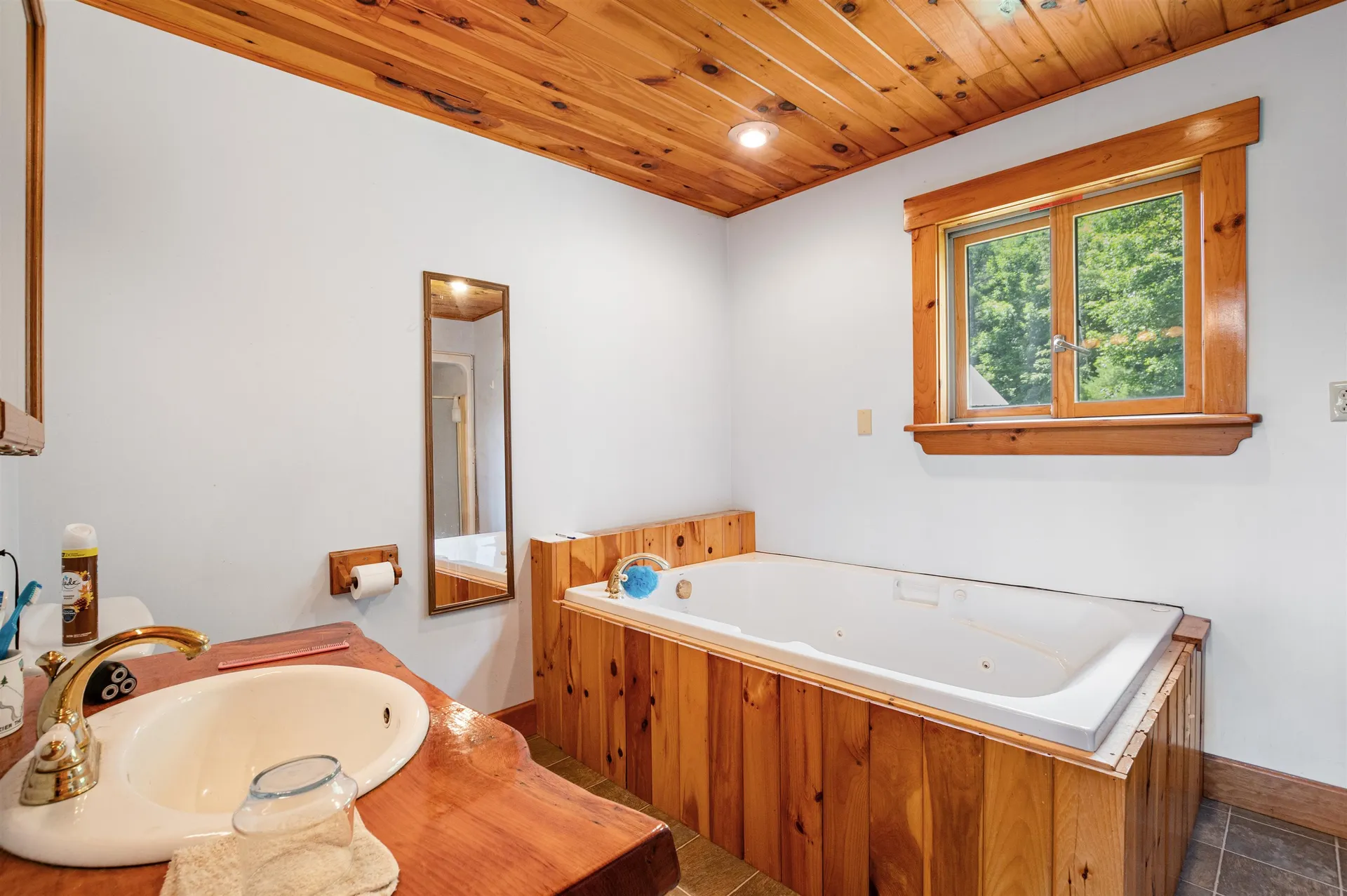 832 West Hill Road St. Johnsbury VT 05819