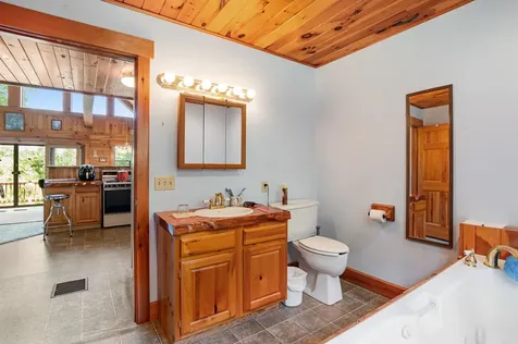 832 West Hill Road St. Johnsbury VT 05819