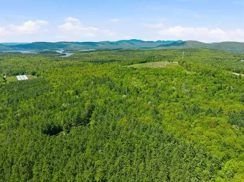 20 Fortsalong Road Meredith NH 03253