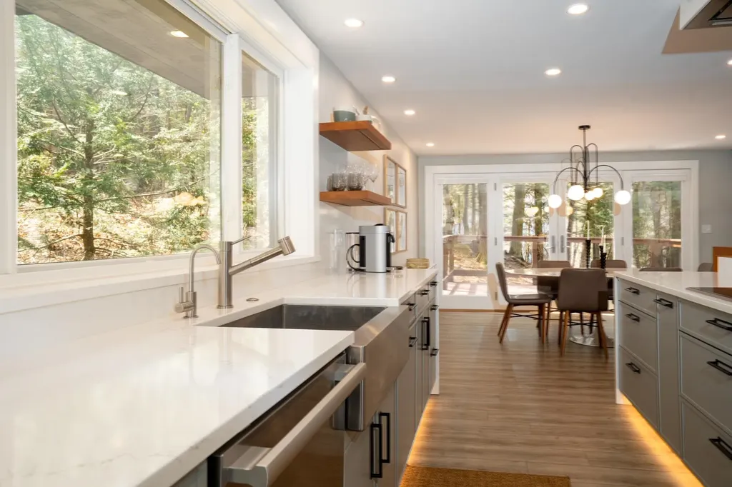 19 Maple Hill Road Winhall VT 05340
