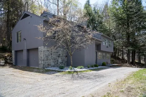 19 Maple Hill Road Winhall VT 05340