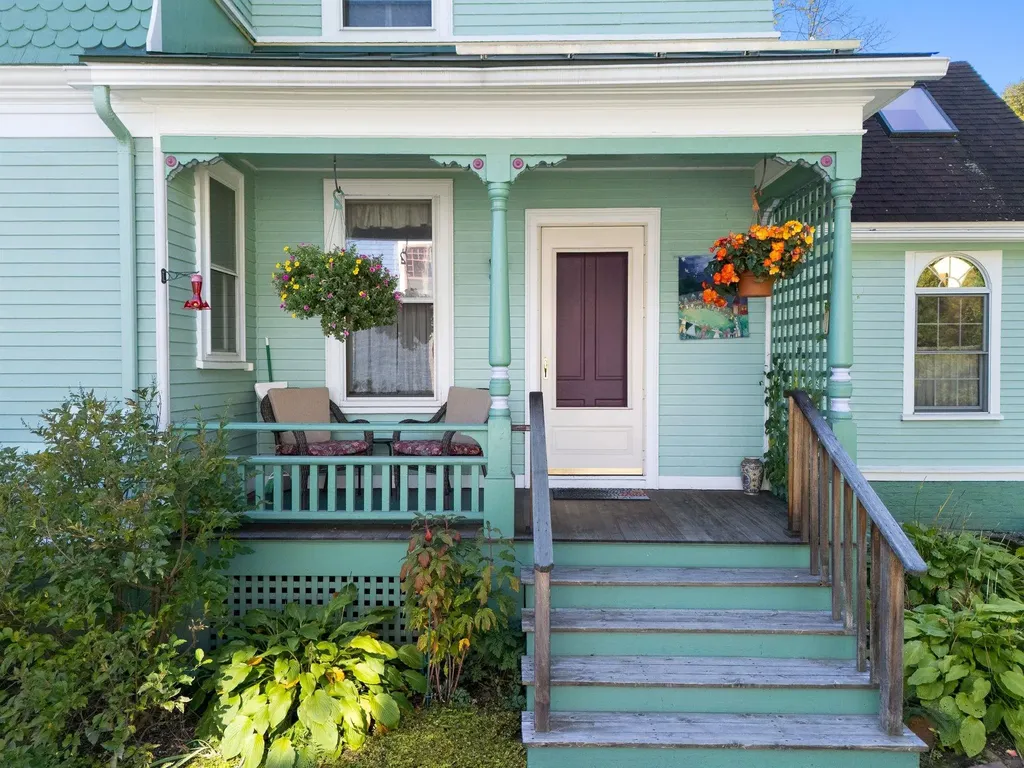 41 Chapin Street Brattleboro VT 05301