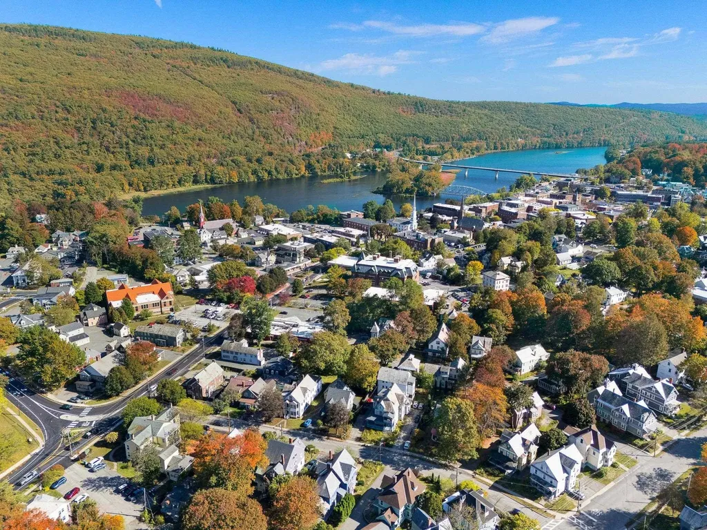 41 Chapin Street Brattleboro VT 05301