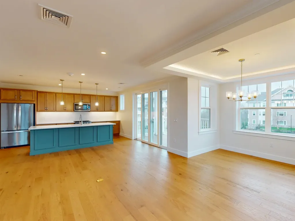 4 Longview Drive Atkinson NH 03811