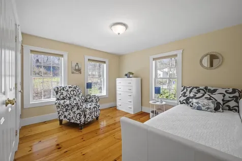 105 Brentwood Road Exeter NH 03833