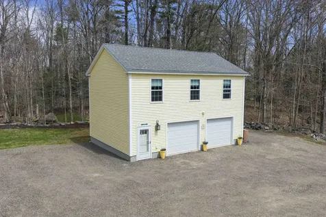 105 Brentwood Road Exeter NH 03833