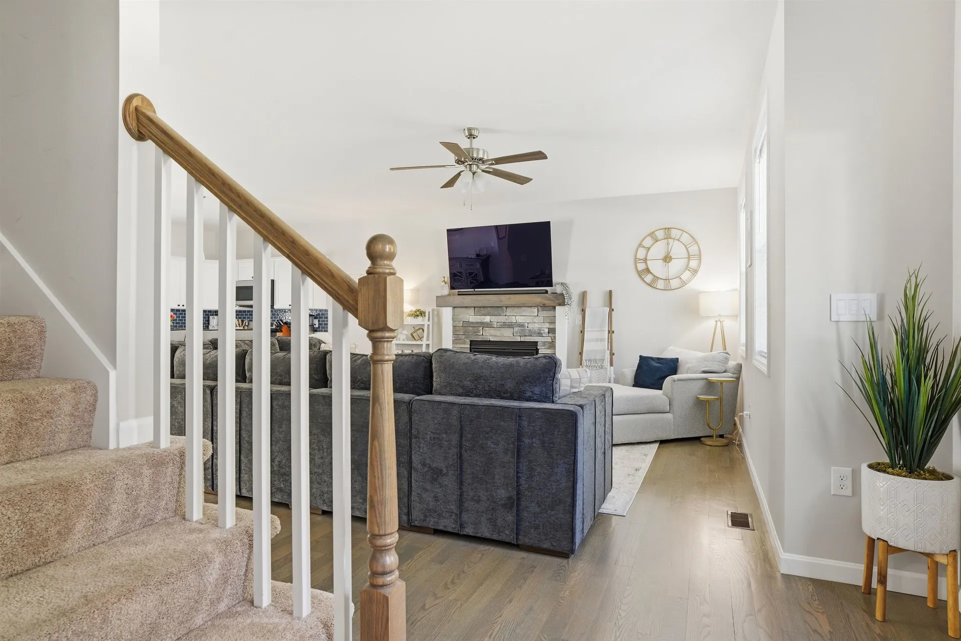 119 Westwood Drive Nashua NH 03062