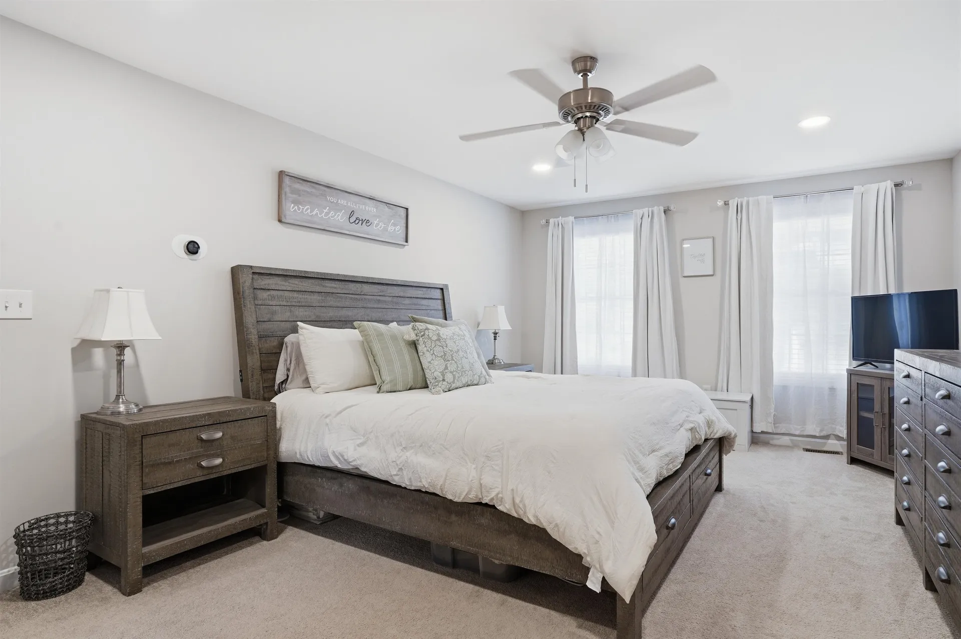 119 Westwood Drive Nashua NH 03062