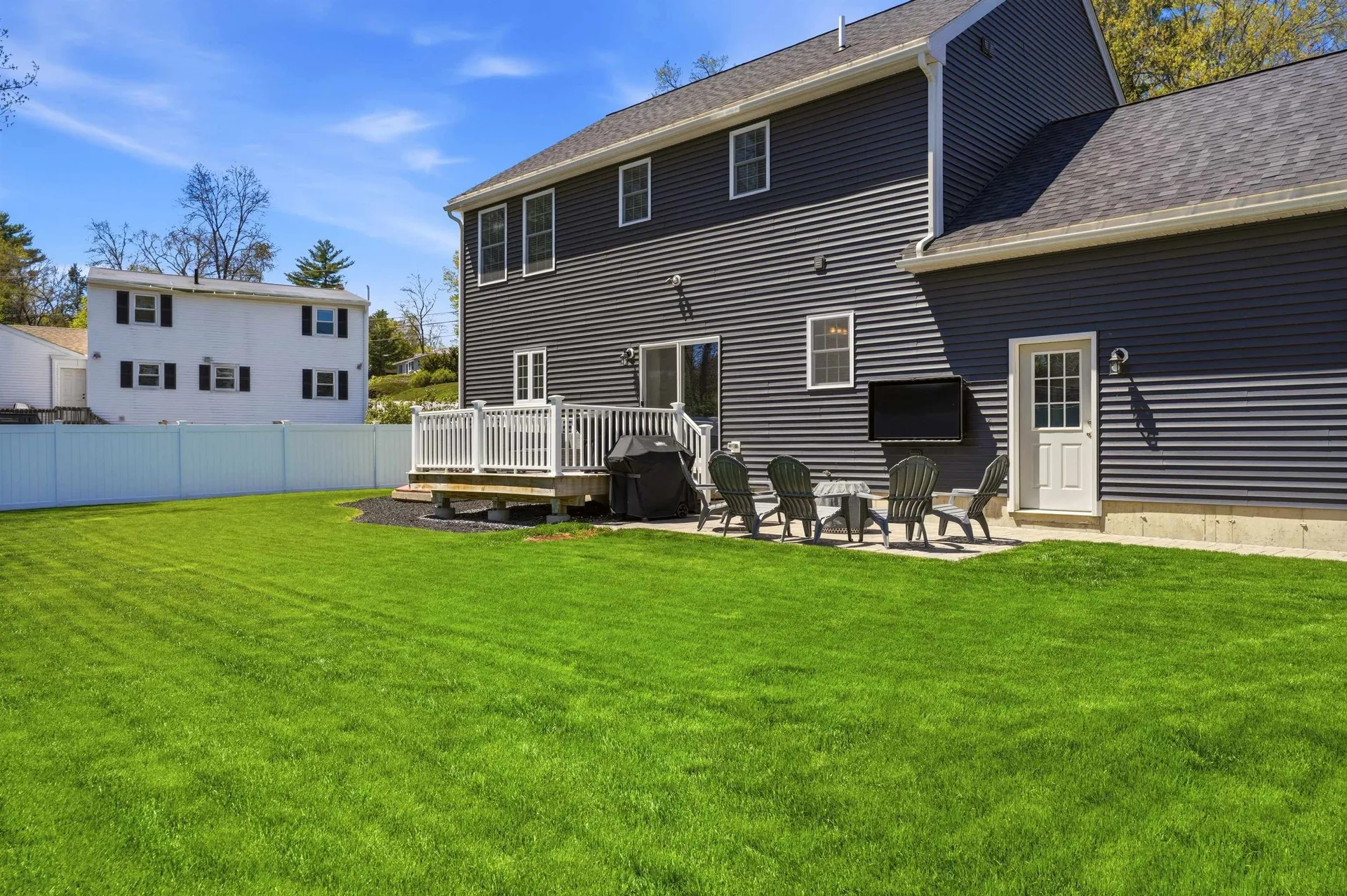 119 Westwood Drive Nashua NH 03062