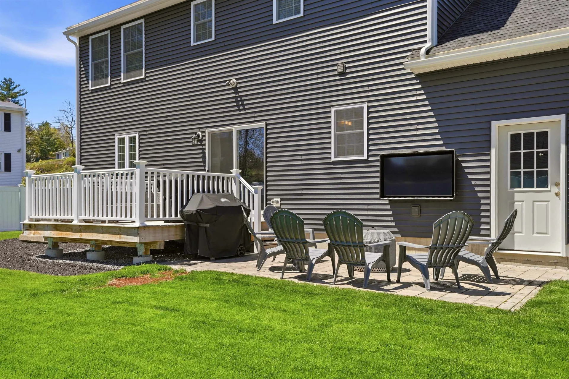 119 Westwood Drive Nashua NH 03062