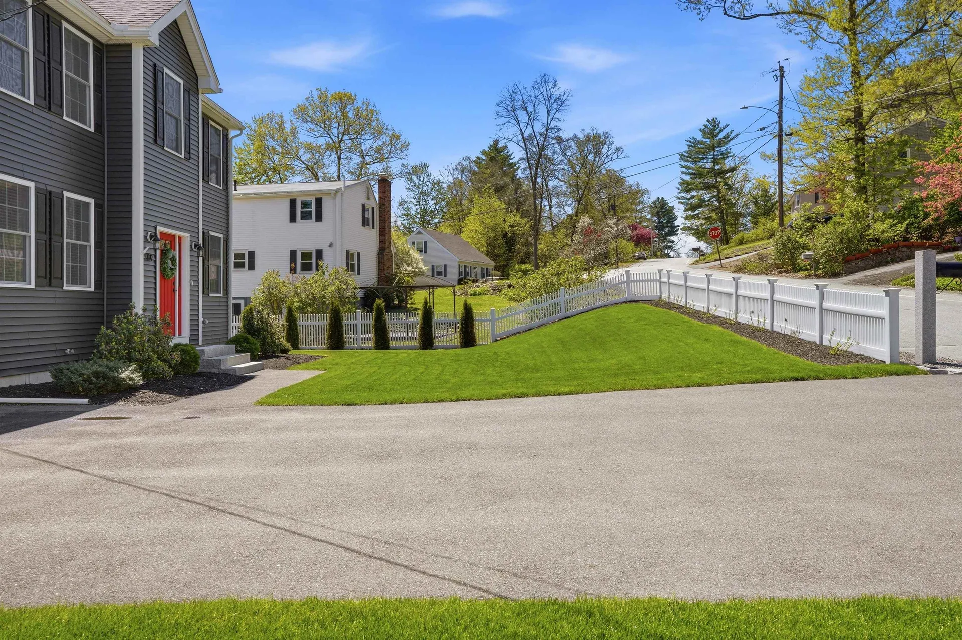 119 Westwood Drive Nashua NH 03062