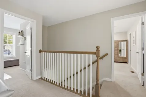 119 Westwood Drive Nashua NH 03062