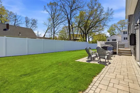 119 Westwood Drive Nashua NH 03062