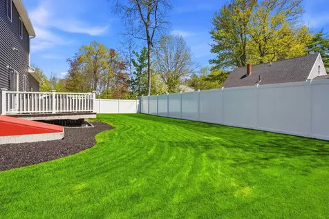 119 Westwood Drive Nashua NH 03062