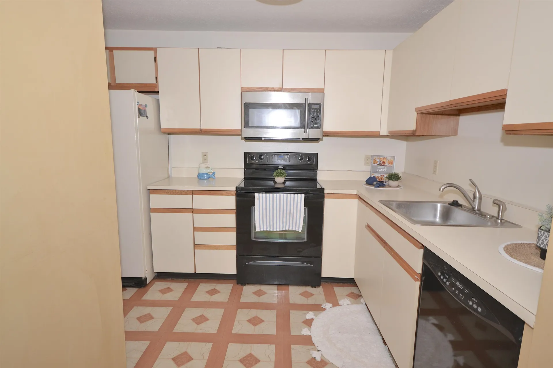 5 Timberwood Drive Goffstown NH 03045