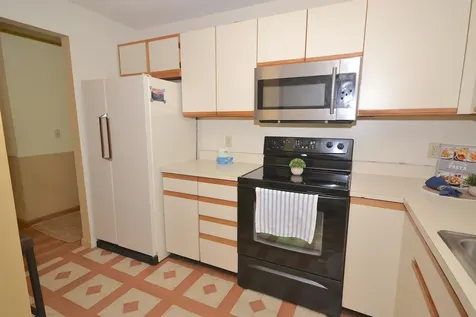 5 Timberwood Drive Goffstown NH 03045