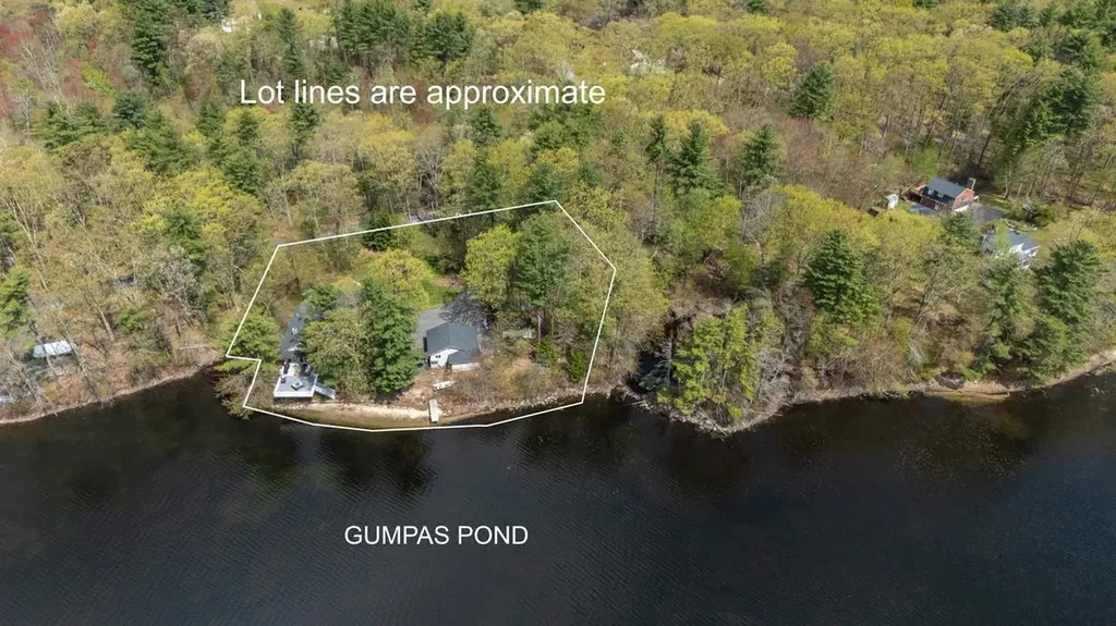 21 Hinds Lane Pelham NH 03076