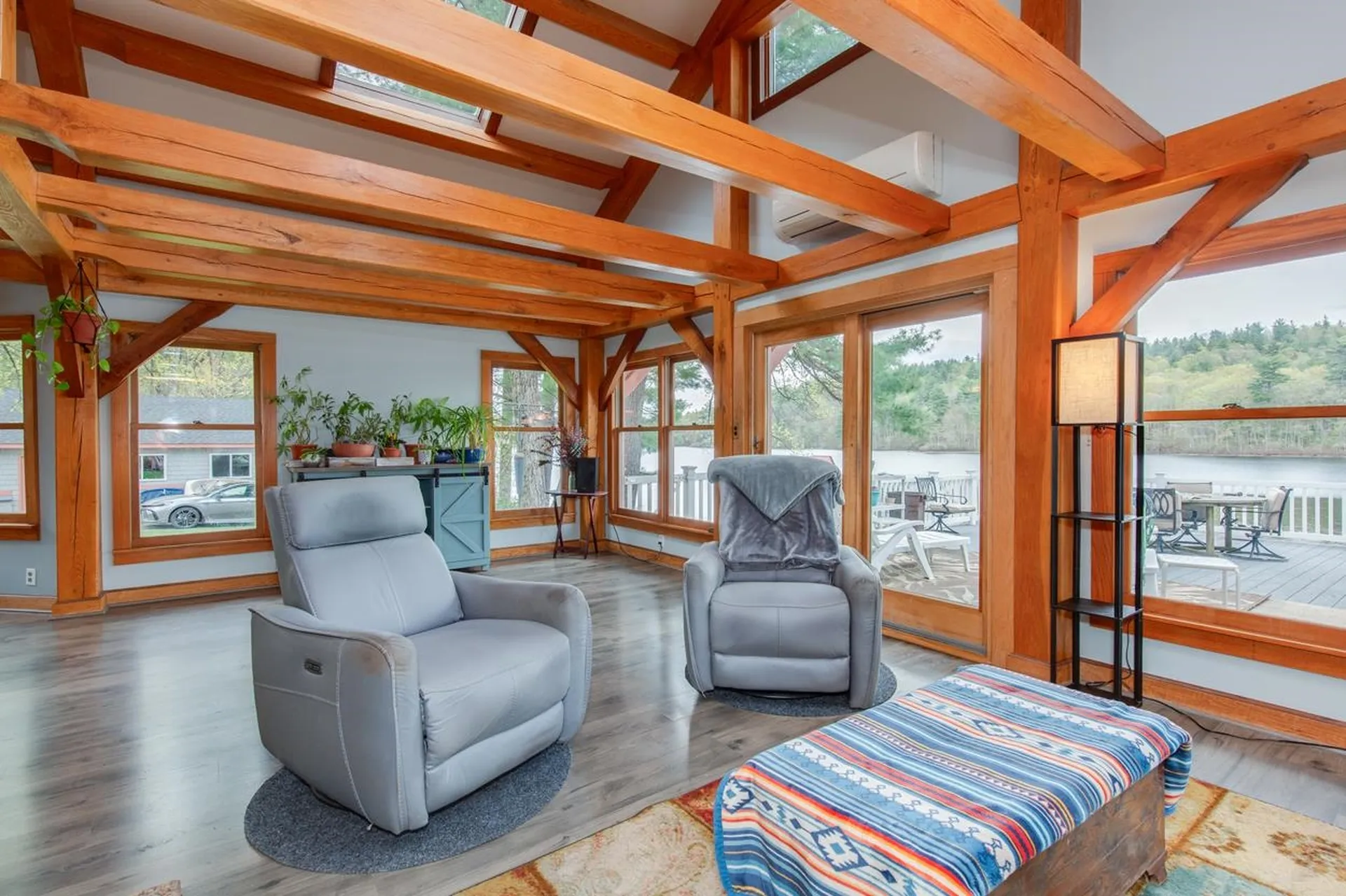 21 Hinds Lane Pelham NH 03076