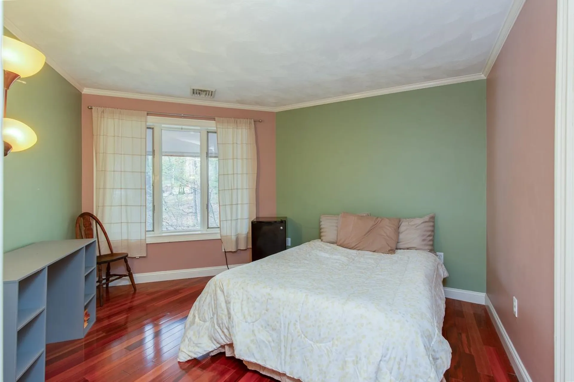 21 Hinds Lane Pelham NH 03076
