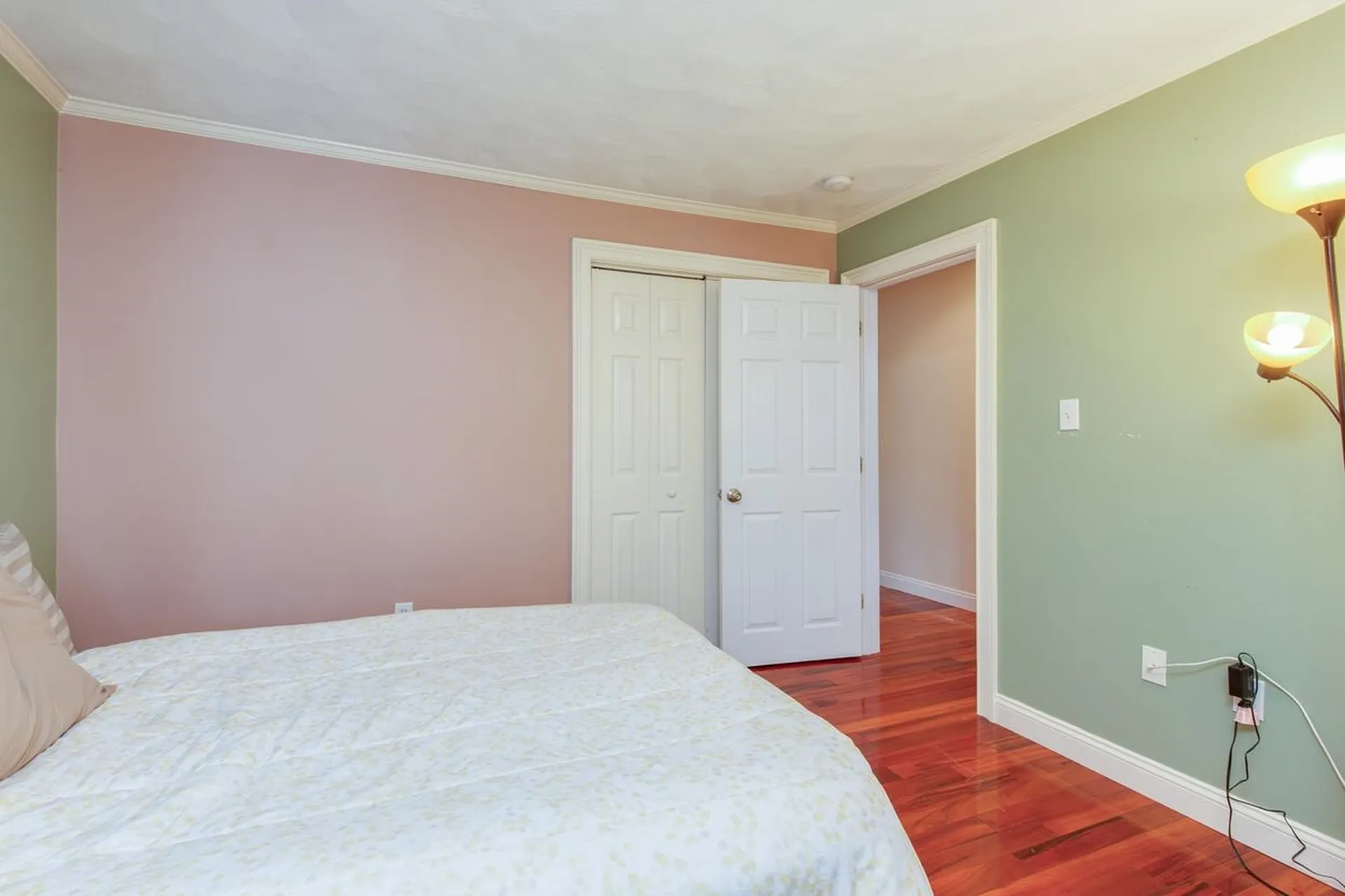 21 Hinds Lane Pelham NH 03076