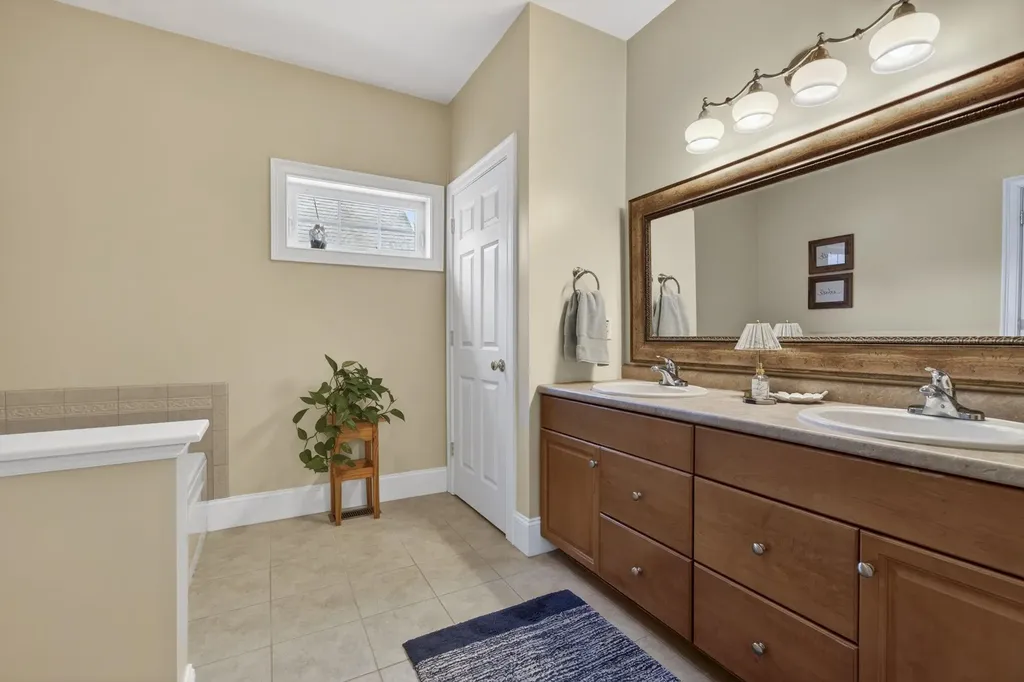 6 Misty Meadow Road Windham NH 03087
