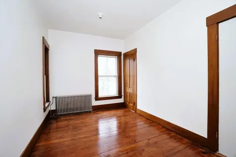 53 Gale Avenue Laconia NH 03246