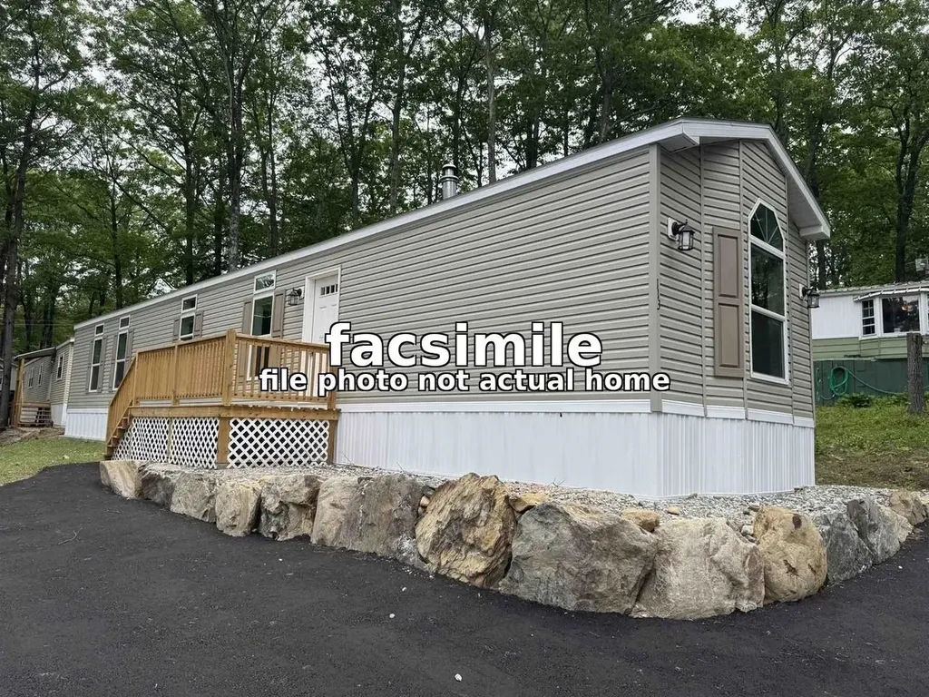 48 Windy Acres Park Charlestown NH 03603