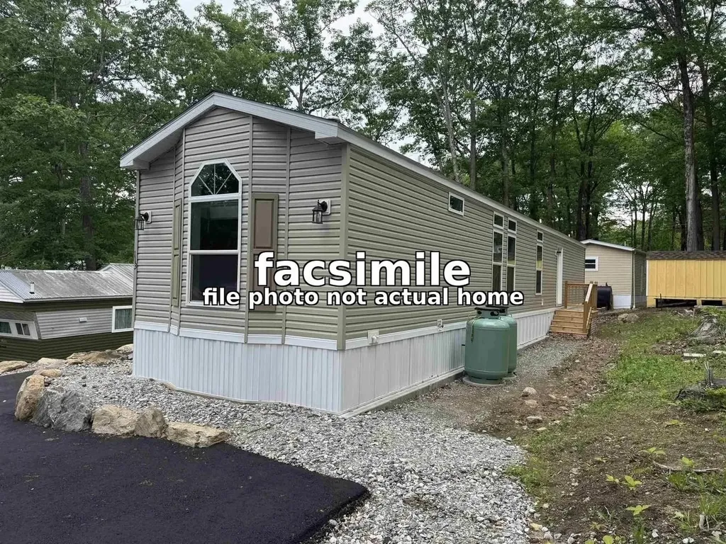 48 Windy Acres Park Charlestown NH 03603