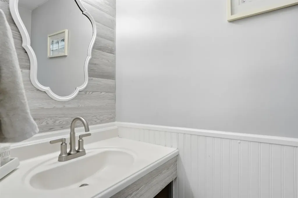 1 Denbow Road Durham NH 03824