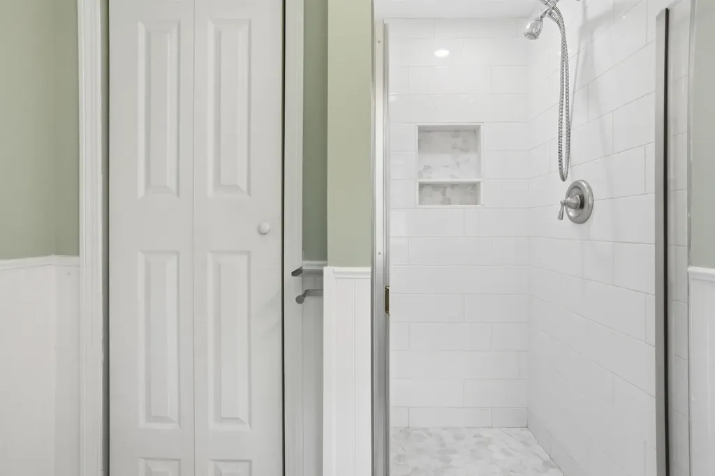 1 Denbow Road Durham NH 03824