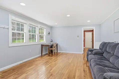 1 Denbow Road Durham NH 03824