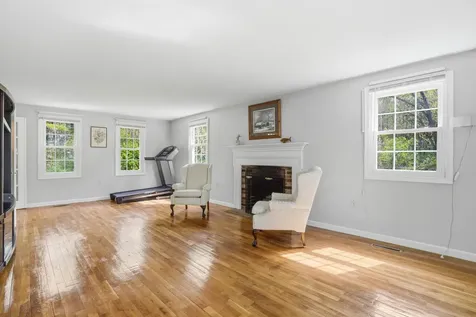 1 Denbow Road Durham NH 03824