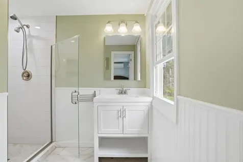 1 Denbow Road Durham NH 03824