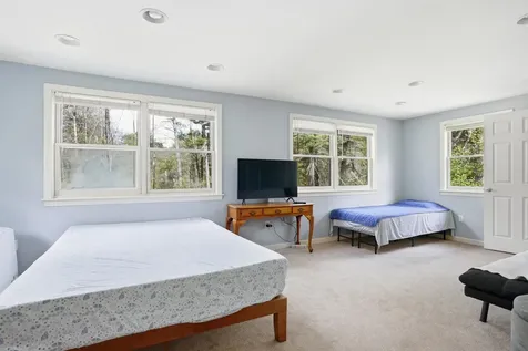 1 Denbow Road Durham NH 03824