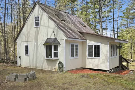 101 Canterbury Shore Drive Canterbury NH 03224