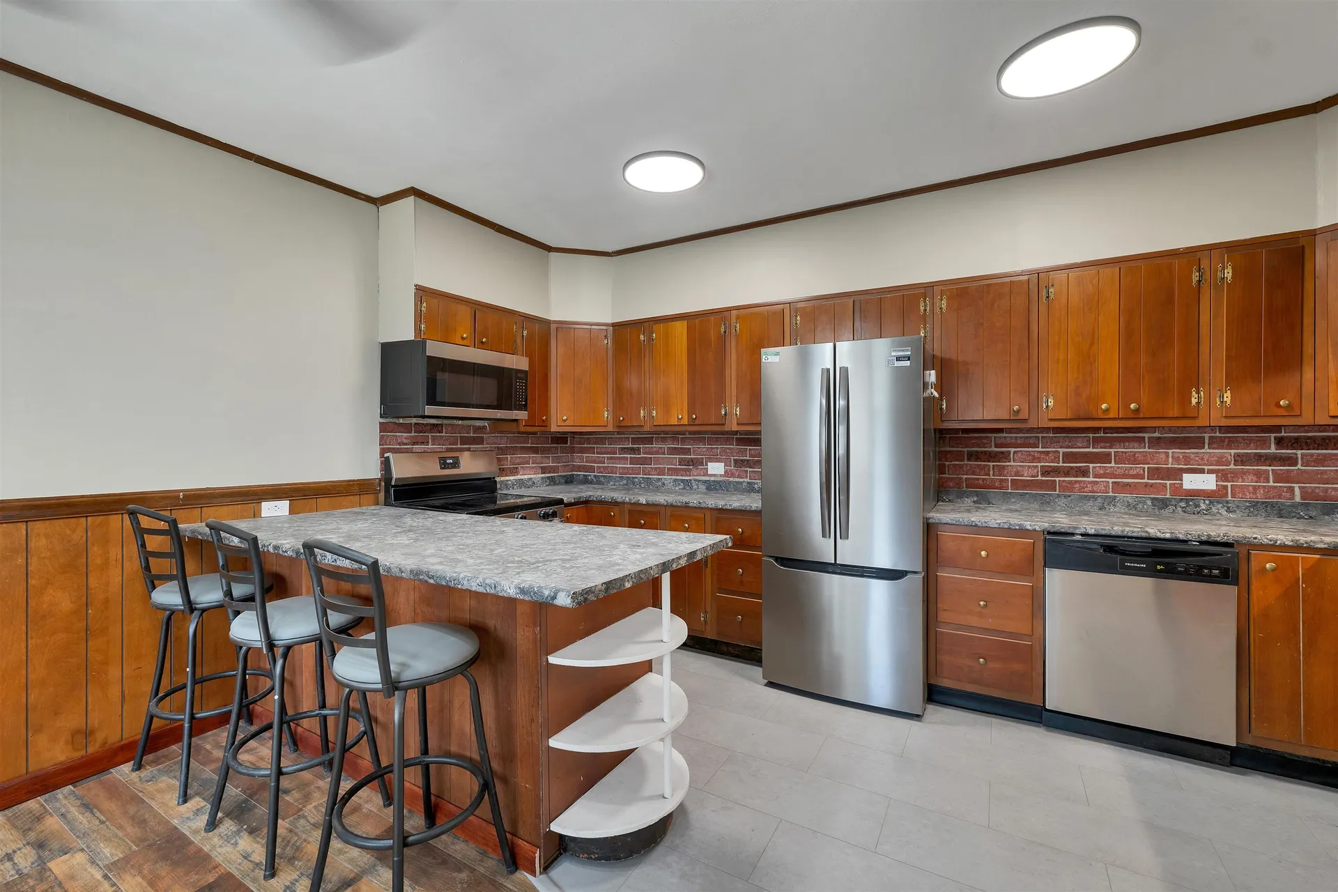 96 Elm Street Whitefield NH 03598