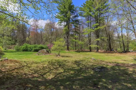112 Mountain Road Goffstown NH 03045