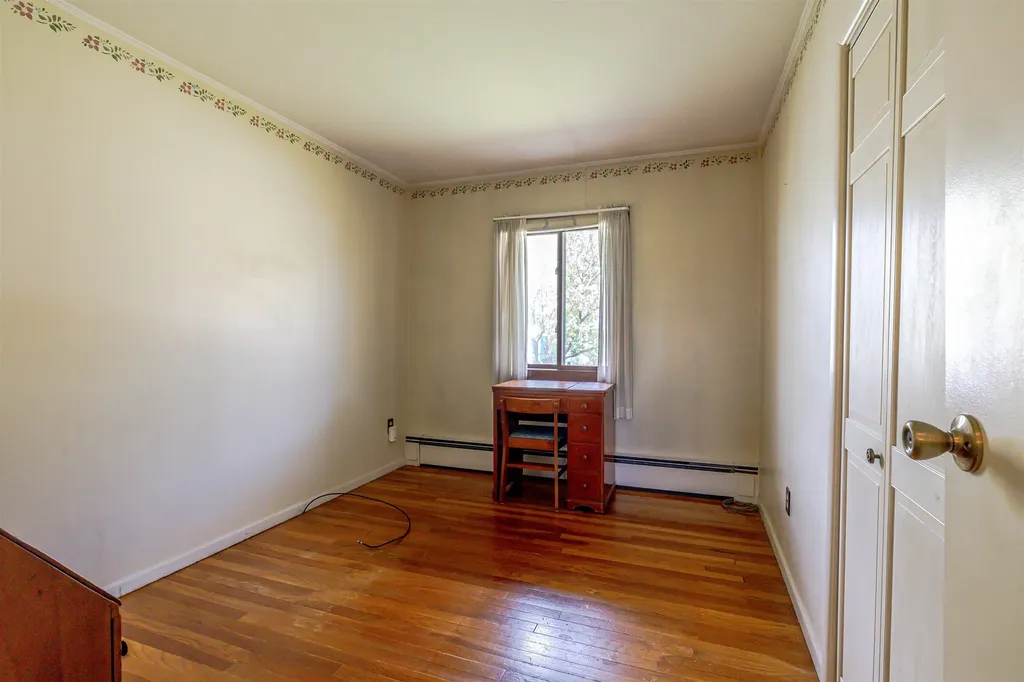 12 Birch Hill Road Hooksett NH 03106