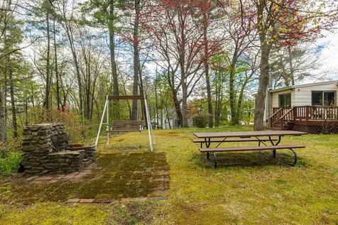 12 Birch Hill Road Hooksett NH 03106