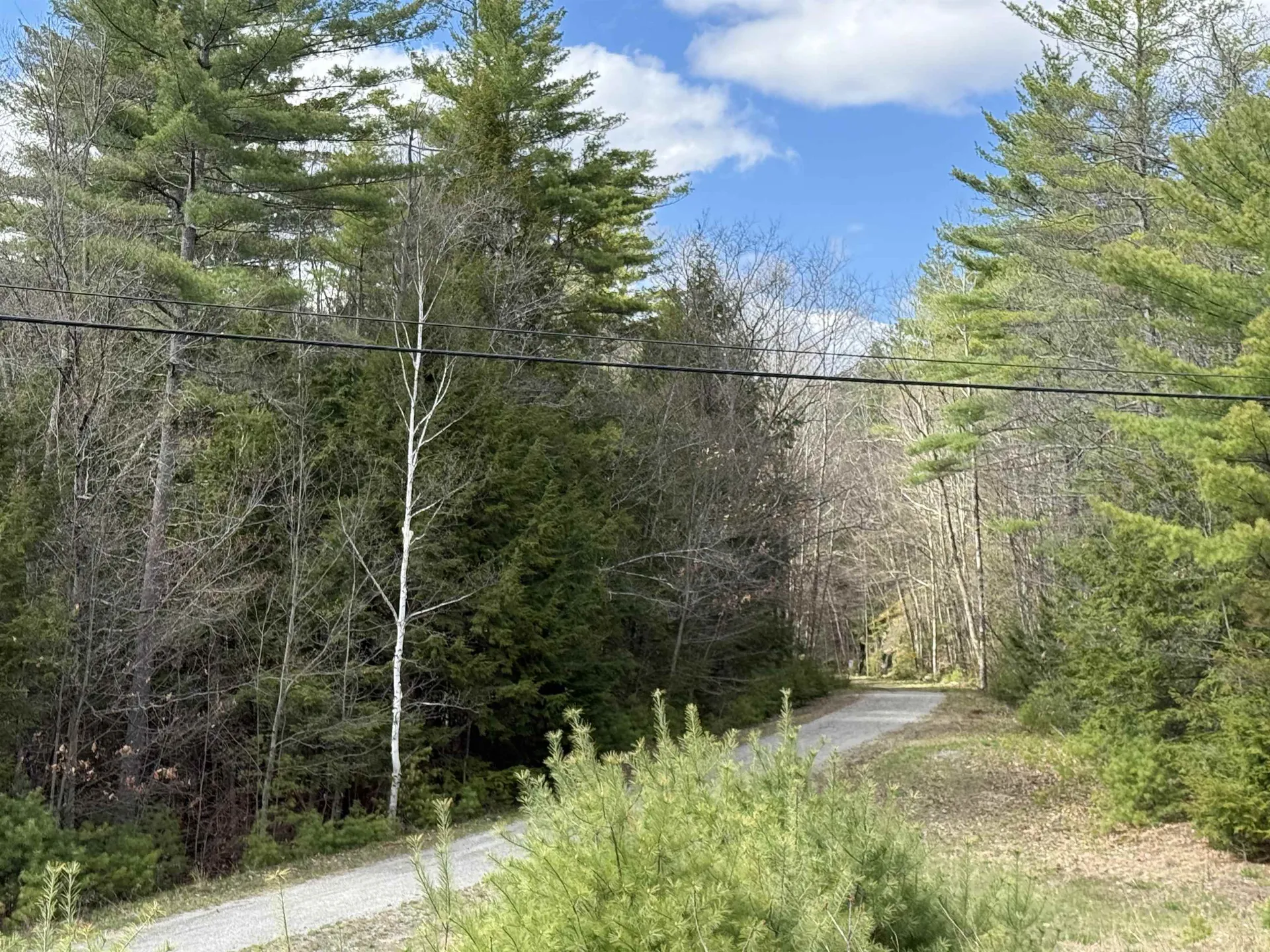 Tunnel Road Grafton NH 03240