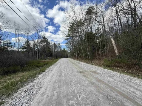 Tunnel Road Grafton NH 03240