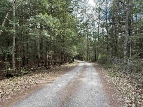 Tunnel Road Grafton NH 03240
