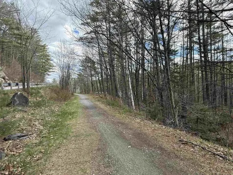 Tunnel Road Grafton NH 03240