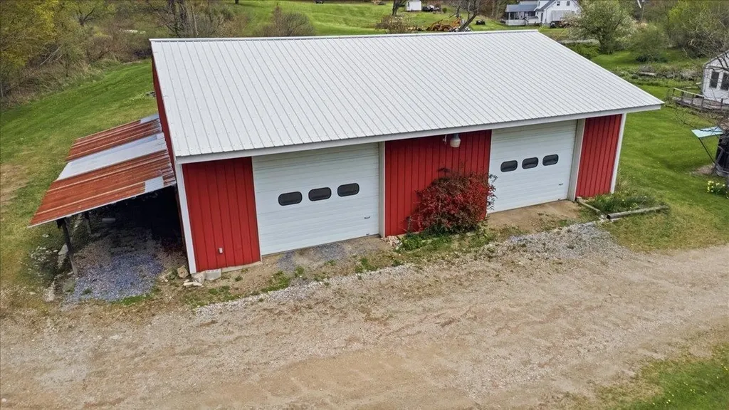2154 Us Route 7 Pownal VT 05261