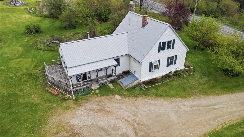 2154 Us Route 7 Pownal VT 05261
