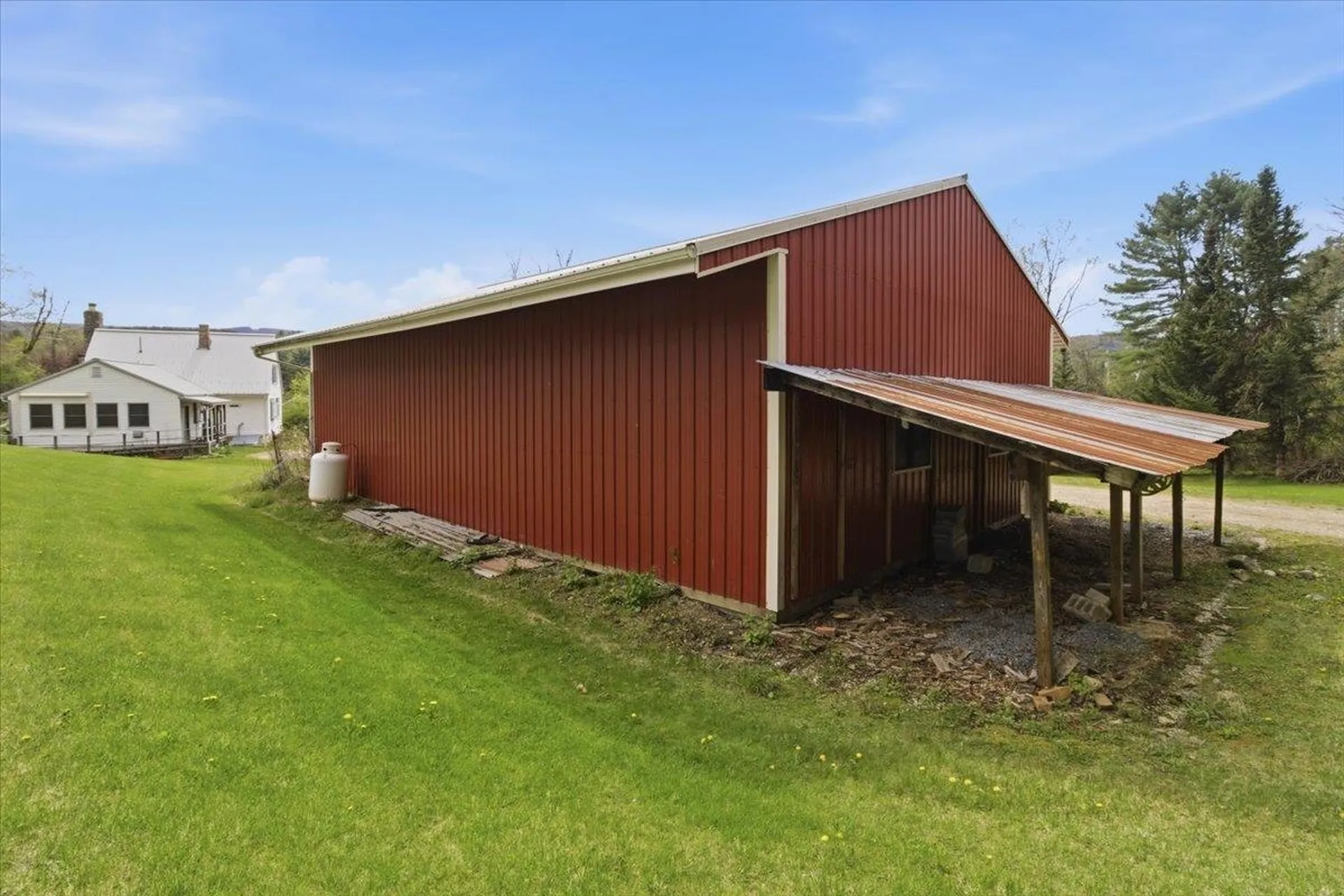 2154 Us Route 7 Pownal VT 05261